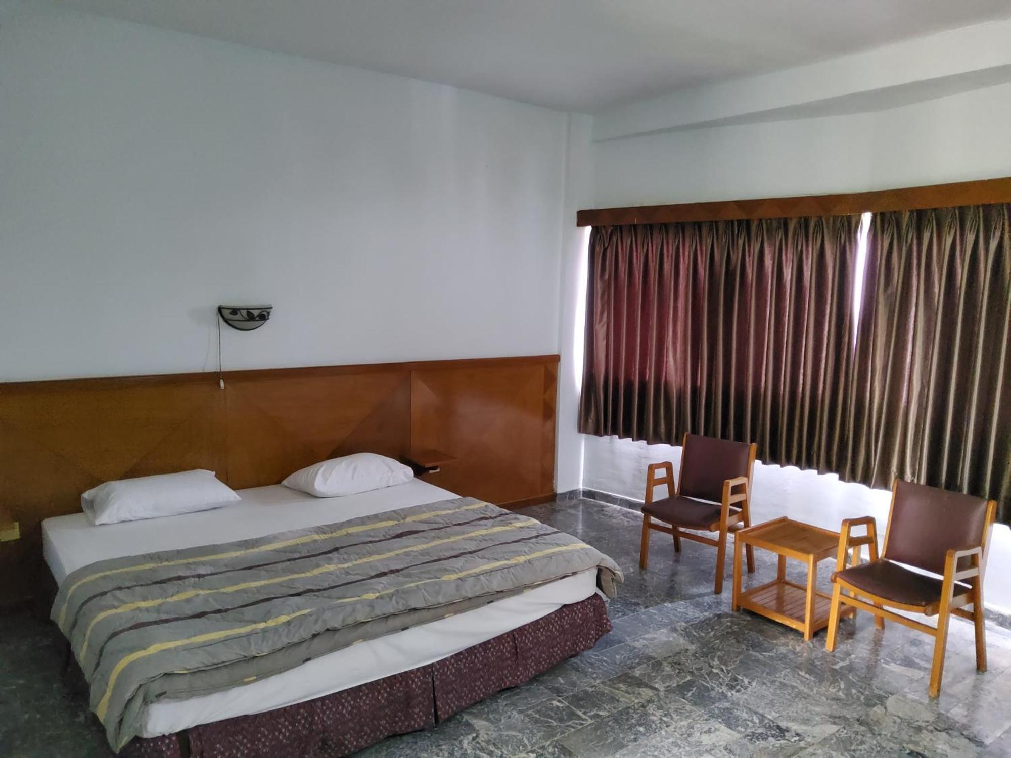 Hotel Kumala Samudra Cikakak Exteriér fotografie